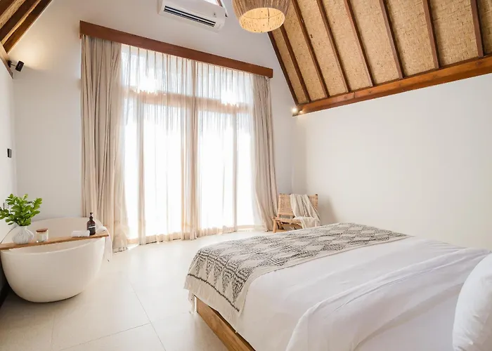 Treetop 5 - Traditional, Modern 3-story W Ocean Views Villa *